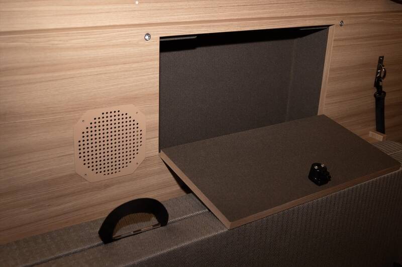 日産「キャラバン MYROOM」は部屋ごと出かけるような車中泊の最終形態！