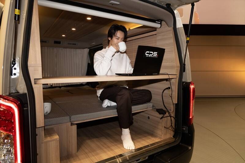 日産「キャラバン MYROOM」は部屋ごと出かけるような車中泊の最終形態！