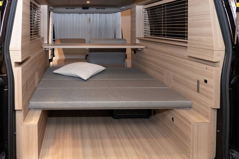 日産「キャラバン MYROOM」は部屋ごと出かけるような車中泊の最終形態！