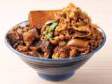 「発想が雑で最高！肉めし×牛丼、肉で殴ってくる「牛丼肉めし」登場」の画像3