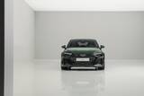 「アウディ、5気筒エンジン50周年を祝う限定車 カーボン尽くしの「RS 3 competition limited」」の画像4