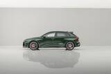 「アウディ、5気筒エンジン50周年を祝う限定車 カーボン尽くしの「RS 3 competition limited」」の画像5
