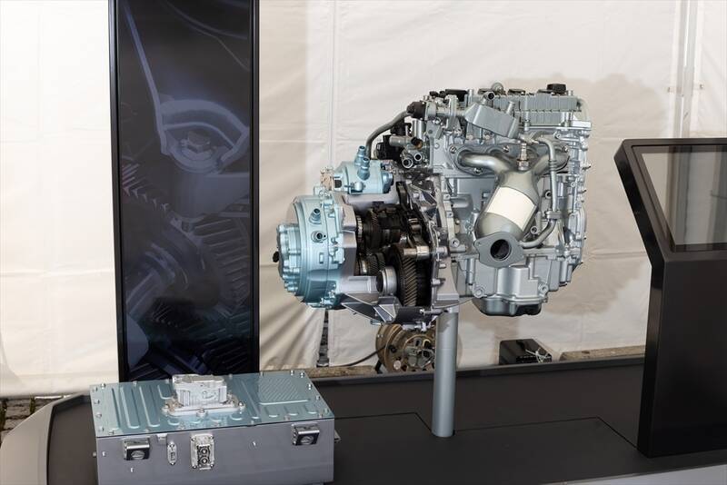 ドグミッションのコンパクトSUV、ルノー「キャプチャー E-TECH FULL HYBRID」は疲れにくいクルマ