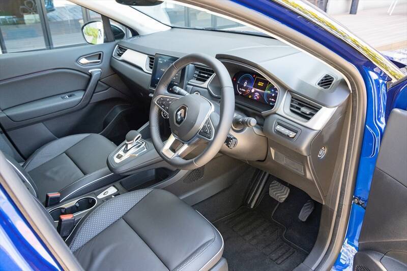 ドグミッションのコンパクトSUV、ルノー「キャプチャー E-TECH FULL HYBRID」は疲れにくいクルマ