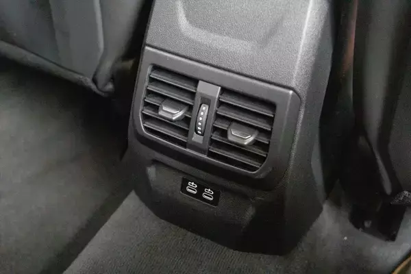 「BMWのコンパクトセダン「2シリーズ グランクーペ」が日本の道でマジでイイ5つの理由」の画像