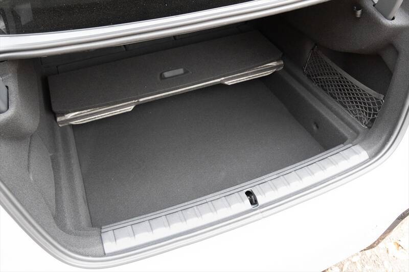 BMWのコンパクトセダン「2シリーズ グランクーペ」が日本の道でマジでイイ5つの理由