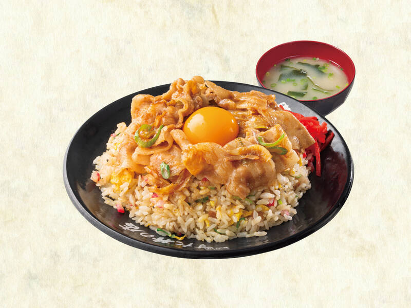 待ってました！ すた丼屋「チャーハン」復活！ 大盛りなら1ポンド超、全7種