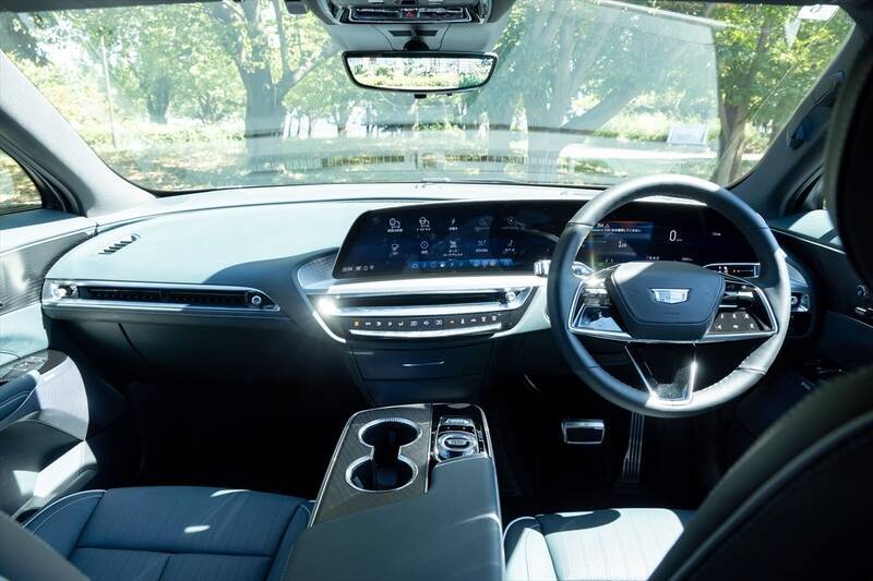 アメ車のEV「キャデラック LYRIQ」に乗ってみた！522馬力モーターがもたらす超加速＆静粛性に感動