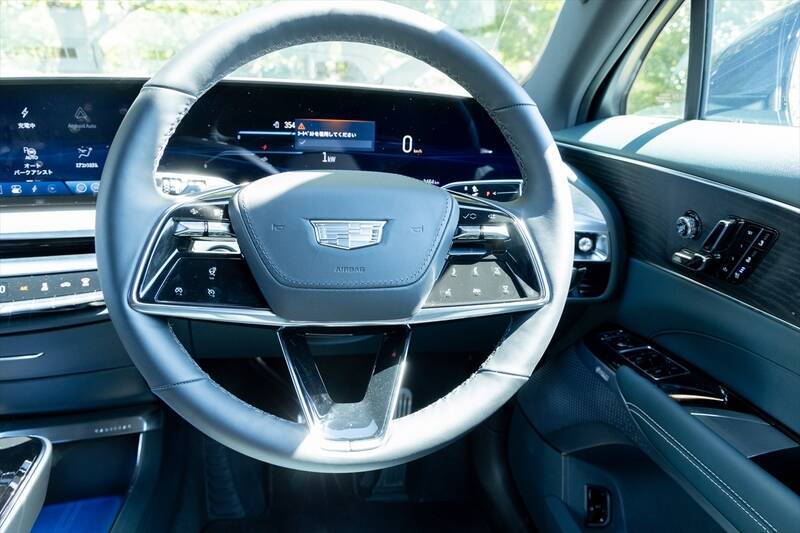 アメ車のEV「キャデラック LYRIQ」に乗ってみた！522馬力モーターがもたらす超加速＆静粛性に感動