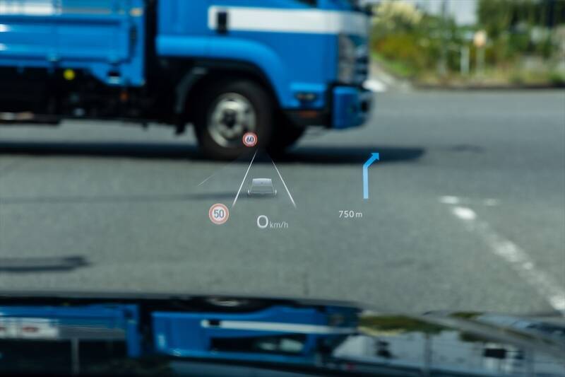 カッコいいワゴンは健在！ アウディの新型「A5 Avant」は流麗なデザインと広々ラゲッジでアウディらしさを継承する