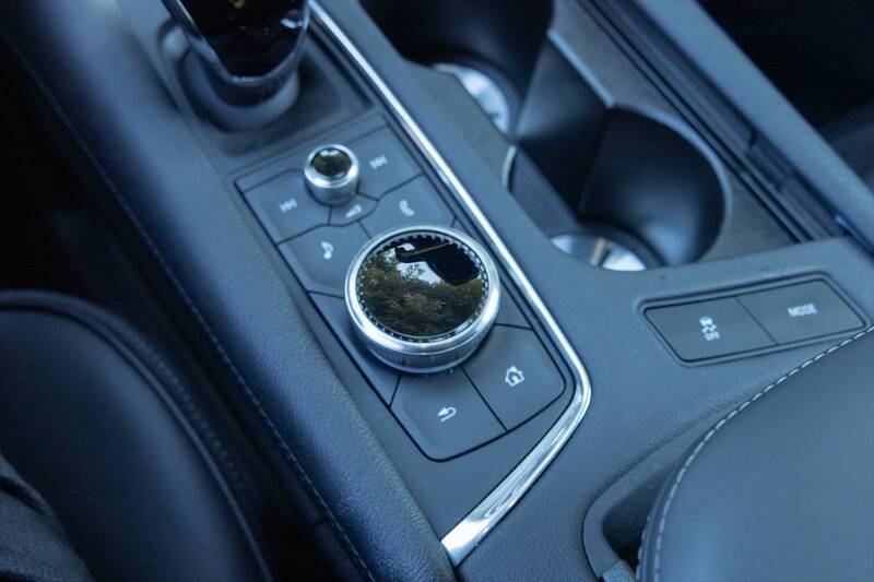 【アメ車ってどうなの？】キャデラック「XT6」の3列シートSUVはさすがにデカかった