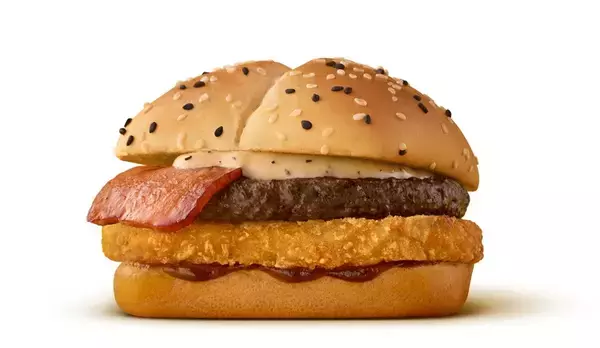 「マクドナルド「ドラクエバーガー」登場！ 新作ボリュームバーガーに“スライムマックフィズ”も」の画像