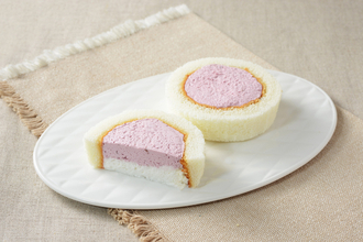 ローソン✕JALコラボ、国際線「オニオンコンソメスープ」味のからあげクンが登場！