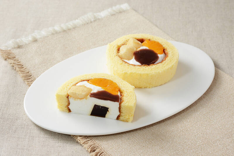 ローソン✕JALコラボ、国際線「オニオンコンソメスープ」味のからあげクンが登場！