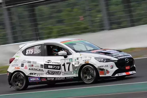 「MAZDA2の快挙！ 富士24時間レースで前人未到の3連覇4勝を飾ったTEAM NOPROに密着」の画像