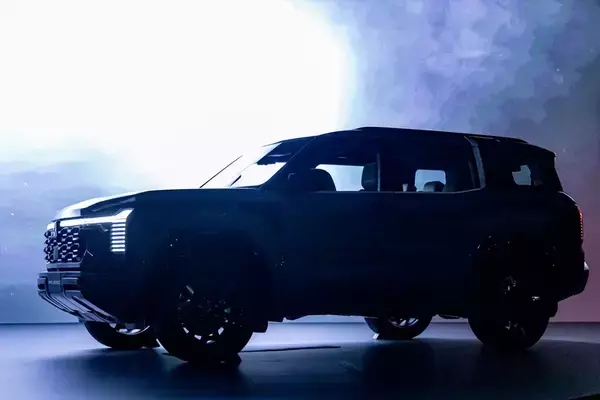 「おかえりパジェロ！ 20年ぶりのフルモデルチェンジで見えた、三菱自動車“本気”の逆襲」の画像