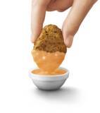 「マクドナルド「スパイシーチキンマックナゲット 黒胡椒ガーリック」ピリッと辛い！ 1月18日より販売開始」の画像4