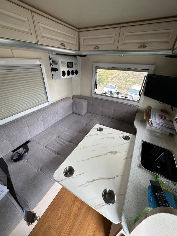 ロマン溢れるキャンピングカーライフの門出はトラブル続出で波瀾万丈だった！