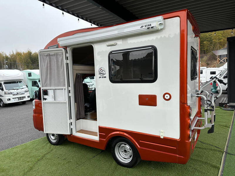 ロマン溢れるキャンピングカーライフの門出はトラブル続出で波瀾万丈だった！