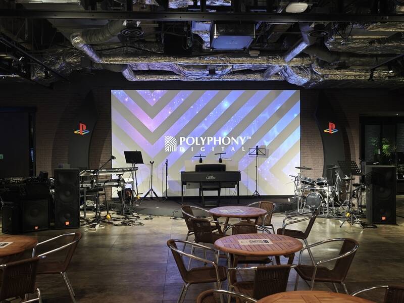 クルマ好き必見！ Xiaomi SU7 Ultraの重厚なドライビングプレジャーをグランツーリスモ7で味わう至福の時間