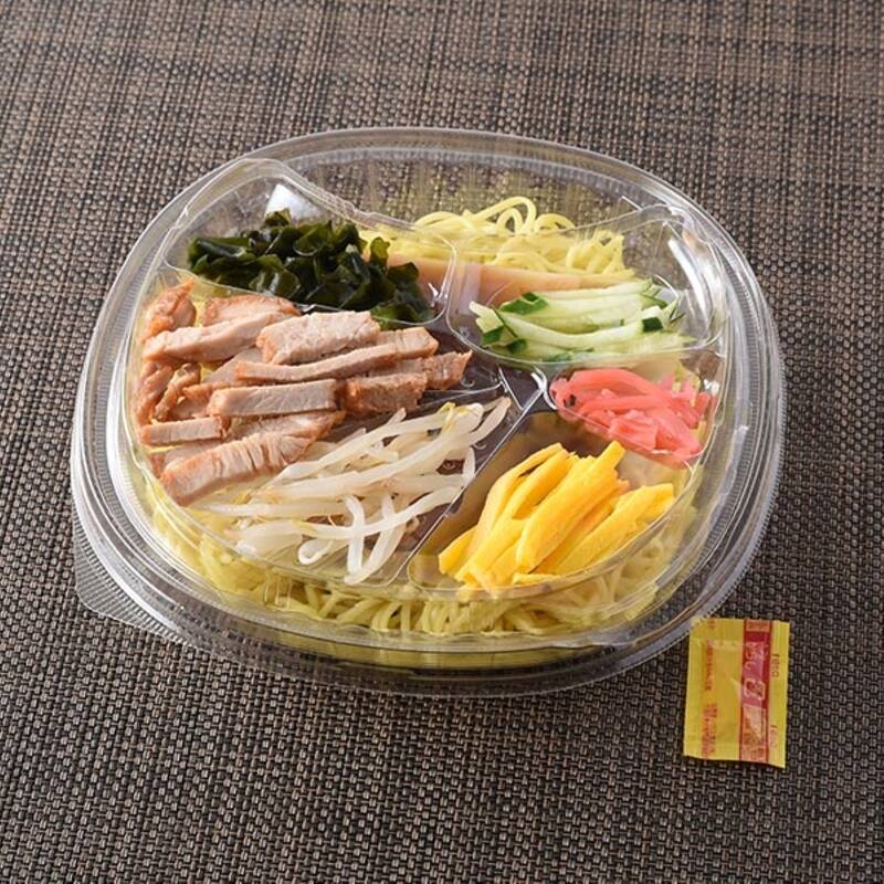 「麺＋お茶」が実質お得に！ ファミマの麺購入でドリンク無料券が必ずもらえる
