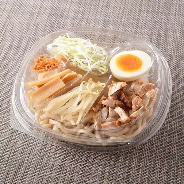 「「麺＋お茶」が実質お得に！ ファミマの麺購入でドリンク無料券が必ずもらえる」の画像