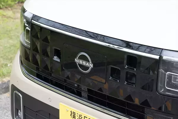 「「OK Google」が軽自動車で使える感動。日産「ルークス」が激戦区で選ばれる3つの理由」の画像