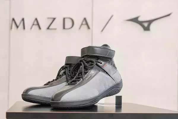 「マツダ車乗りじゃなくても欲しくなる「MAZDA COLLECTION」のラインナップ」の画像