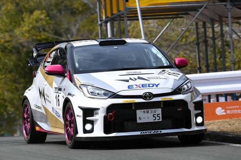 梅本まどか、新城ラリーでまさかのアクシデントもチーム力で3位表彰台に