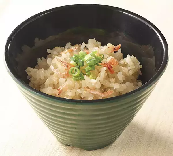 「高さ30cmのハーゲンダッツパフェも！ジョナサンの初夏のスイーツフェア」の画像