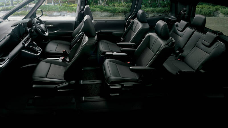 人気ミニバンがまとめてアップデート！ トヨタ「ノア／ヴォクシー」“同時刷新”