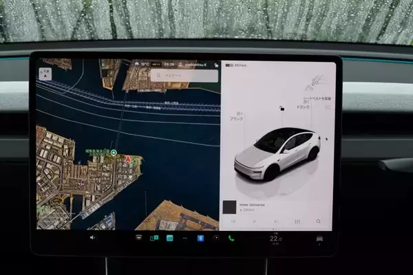 「テスラ・モデルYが劇的進化！ スマホ世代を熱狂させる「走る巨大ガジェット」の正体」の画像