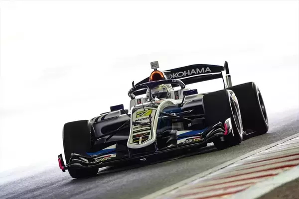 「【スーパーフォーミュラ】小林可夢偉×利徠斗、年齢差コンビがKDDIチームを変える!?」の画像