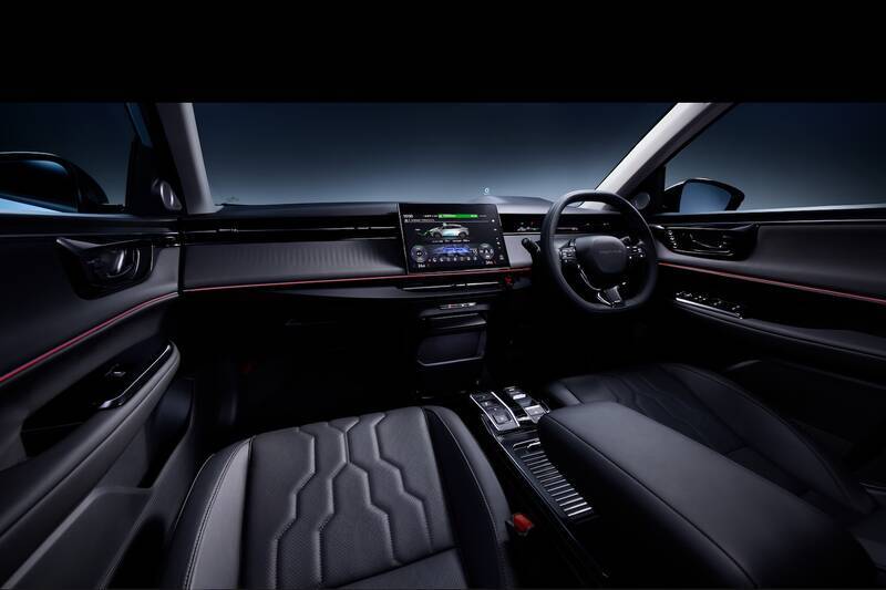 Honda「INSIGHT」復活！ 4代目はEVのクロスオーバーSUV、航続535km