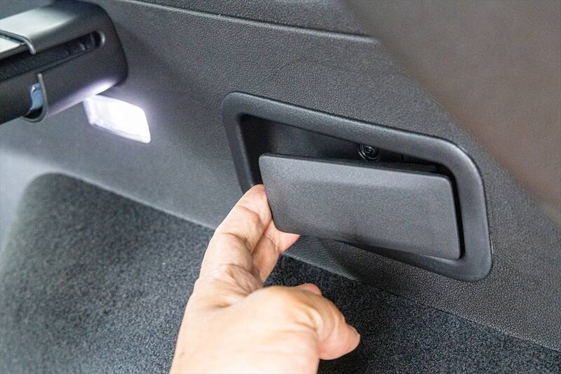 【アメ車ってどうよ？】970万円の価値は本物？ キャデラック「XT5」が予想外に最高だった理由