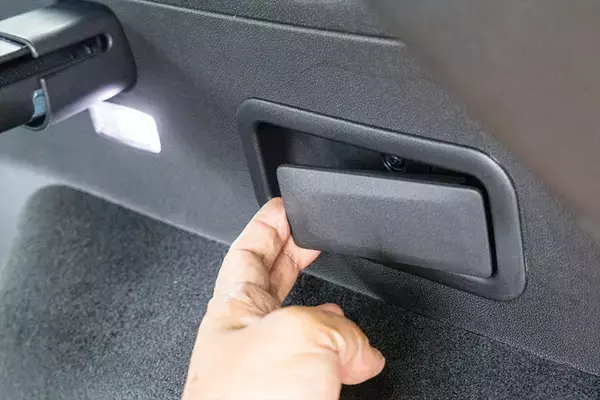 「【アメ車ってどうよ？】970万円の価値は本物？ キャデラック「XT5」が予想外に最高だった理由」の画像