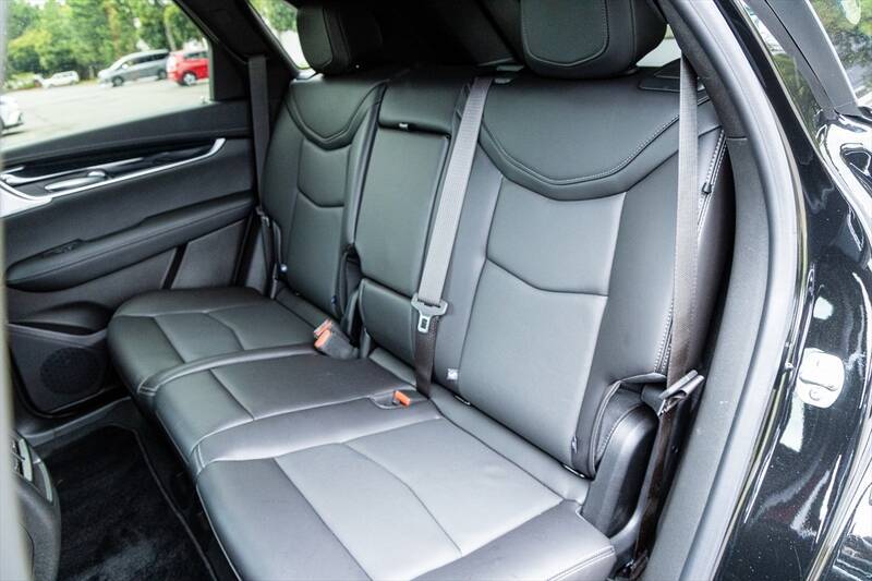 【アメ車ってどうよ？】970万円の価値は本物？ キャデラック「XT5」が予想外に最高だった理由