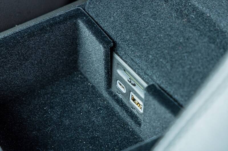 【アメ車ってどうよ？】970万円の価値は本物？ キャデラック「XT5」が予想外に最高だった理由