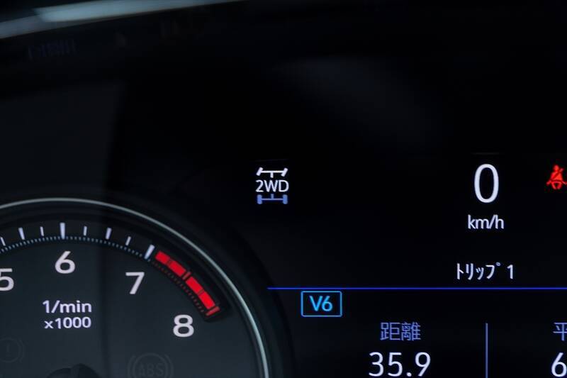 【アメ車ってどうよ？】970万円の価値は本物？ キャデラック「XT5」が予想外に最高だった理由