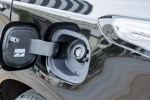 「【アメ車ってどうよ？】970万円の価値は本物？ キャデラック「XT5」が予想外に最高だった理由」の画像