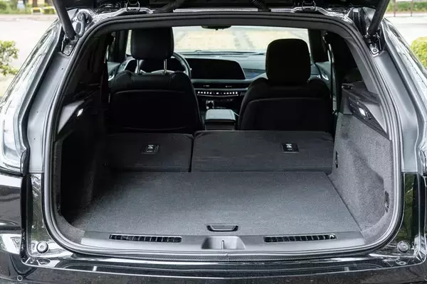 「【アメ車ってどうよ？】キャデラック「XT4」は思いのほかスポーティーで楽しいクルマでした」の画像