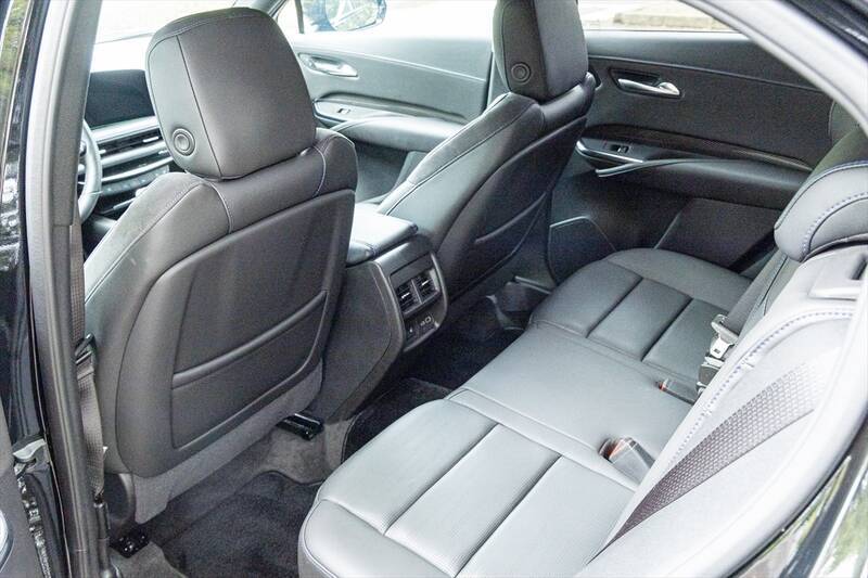 【アメ車ってどうよ？】キャデラック「XT4」は思いのほかスポーティーで楽しいクルマでした