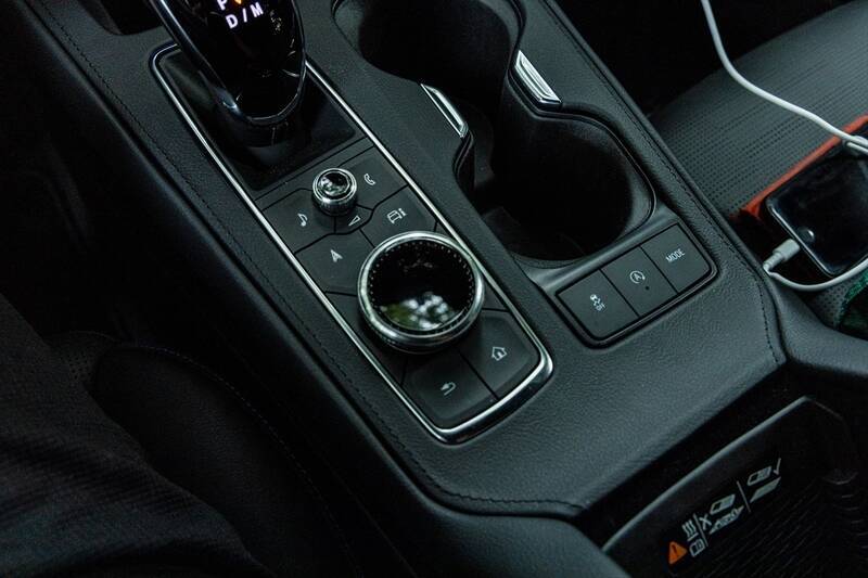 【アメ車ってどうよ？】キャデラック「XT4」は思いのほかスポーティーで楽しいクルマでした