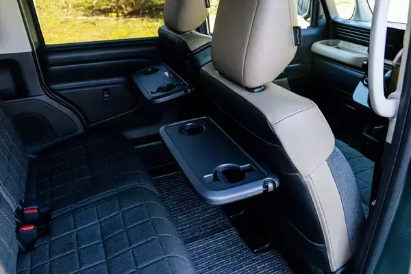 「「カワイイ顔して、中身はタフ」女性支持4割の三菱・デリカミニが、毎日の相棒に選ばれる3つの理由」の画像