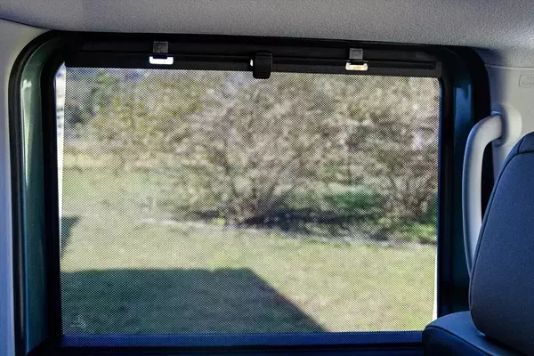 「「カワイイ顔して、中身はタフ」女性支持4割の三菱・デリカミニが、毎日の相棒に選ばれる3つの理由」の画像