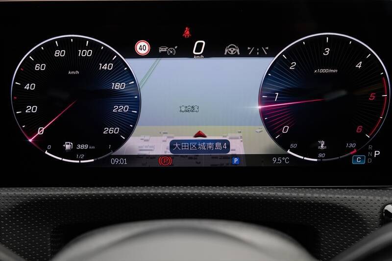 安くてもちゃんとベンツ？ 豪華装備付きで588万円の「A200d」に乗ってわかった妥協なき重厚感