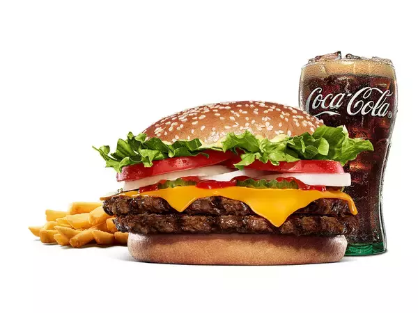 「人気セット300円引き！ これはお得　バーガーキングで「ワッパー祭り」」の画像