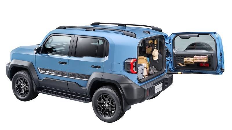 ついに出た“ちょうどいいランクル”！ トヨタ「ランドクルーザーFJ」発売