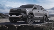 トヨタ新型「ハイラックス」発売！ 仕事もアウトドアも似合う、500kg積める頼れる相棒