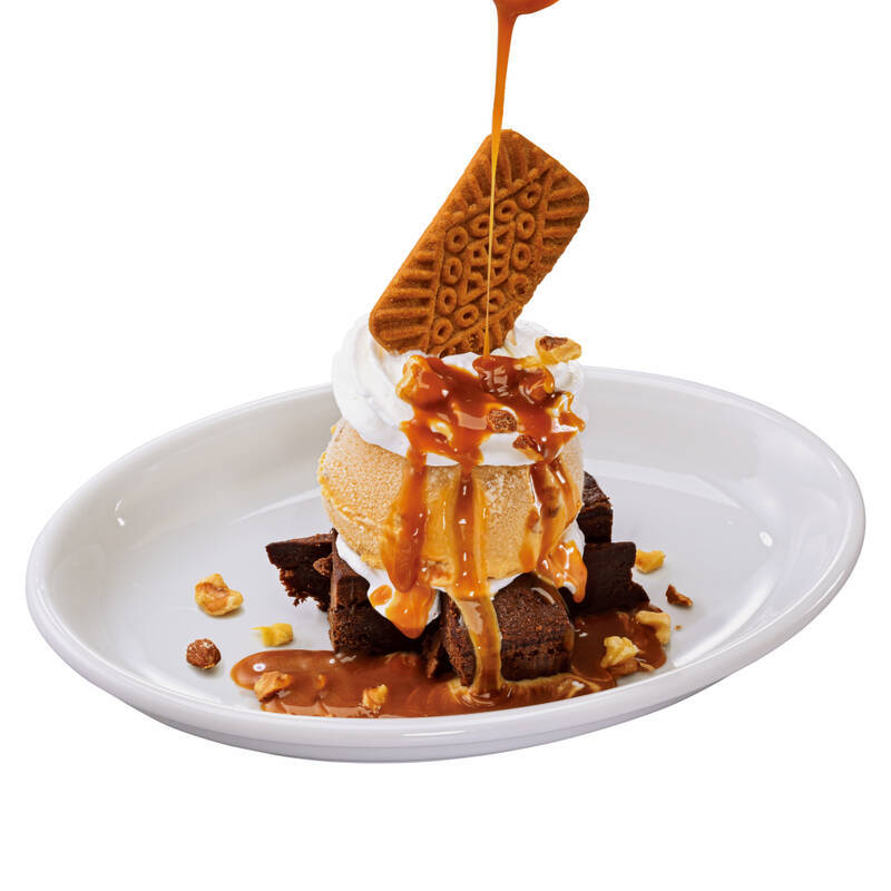 とろける塩キャラメル×濃厚ブラウニー！これは背徳～！「塩キャラメルデザートフェア」がスタート